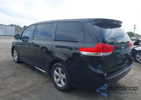 2011 Toyota Sienna Base V6 z USA, uszkodzony, nr VIN 5TDZK3DCXBS146784